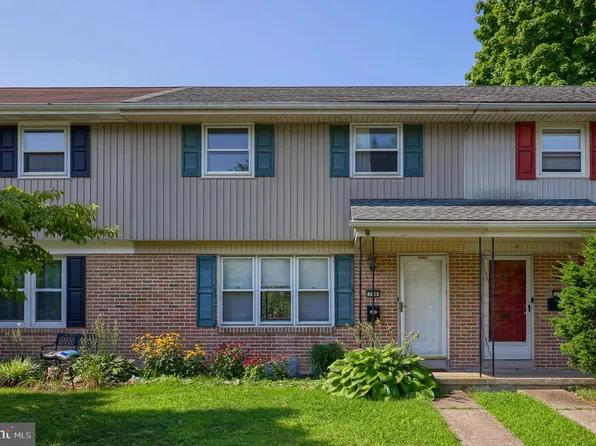 104 Pennbrook Ave, Robesonia, PA 19551