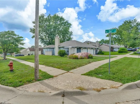 3565 SW Cambridge Ave, Topeka, KS 66614