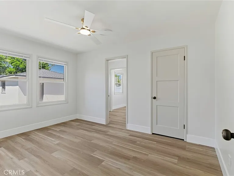 2715 Cedar St — Photo 27