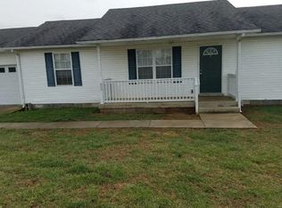 609 Avondale Rd, Oak Grove, KY 42262