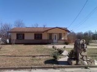 202 16th Ave NW, Decatur, AL 35601