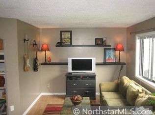 20 13th St E, Waconia, MN 55387