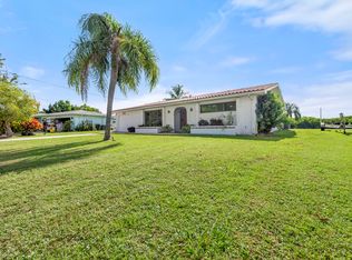 1075 SE Coral Reef St, Port Saint Lucie, FL 34983