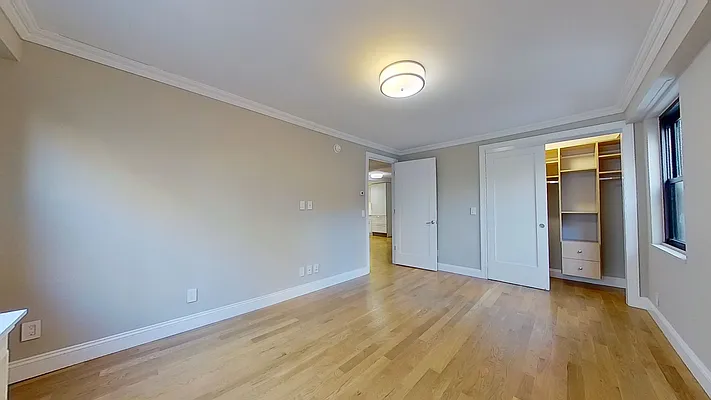 Rented by Compass | media 26