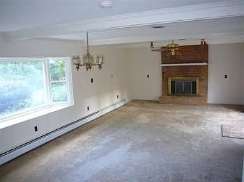 2nd image of 207 York Warwick Dr