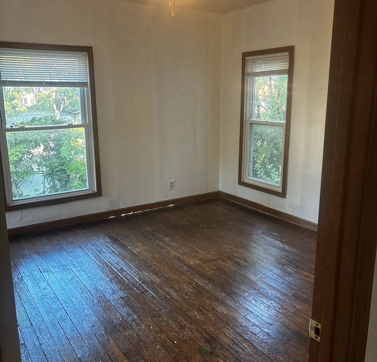 3 bed, 900 sqft, $875 — Photo 4