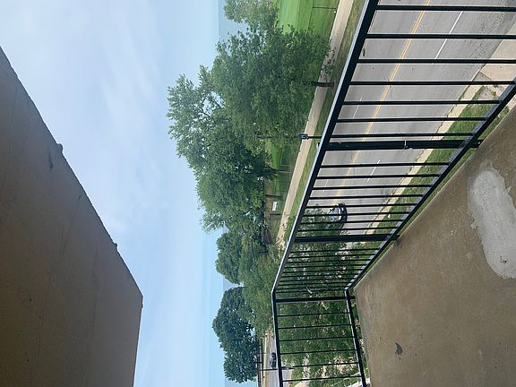 3rd image of 6730 S South Shore Dr APT 401