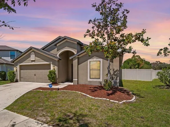 714 Chatham Walk Dr, Ruskin, FL 33570