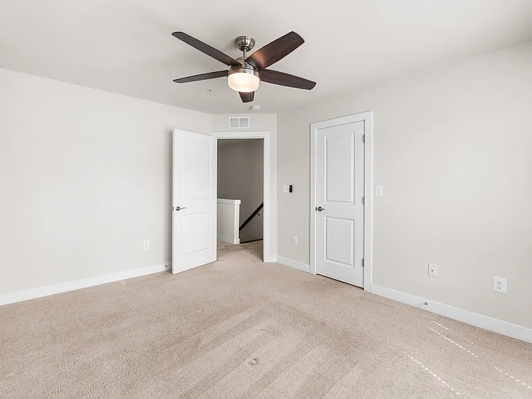 9780 Fields Rd — Photo 26
