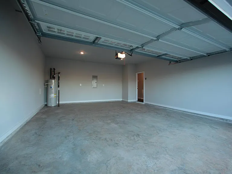 511 N Point Cir — Photo 23