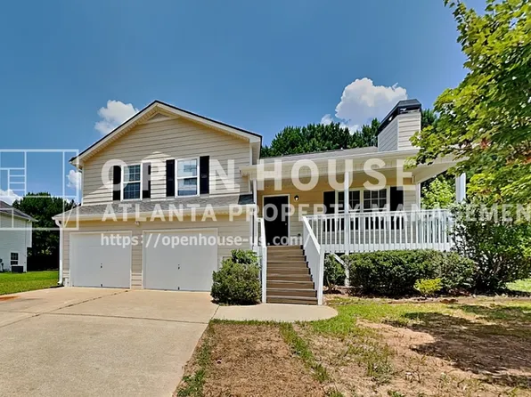 110 Rockefeller Ln, Dallas, GA 30157