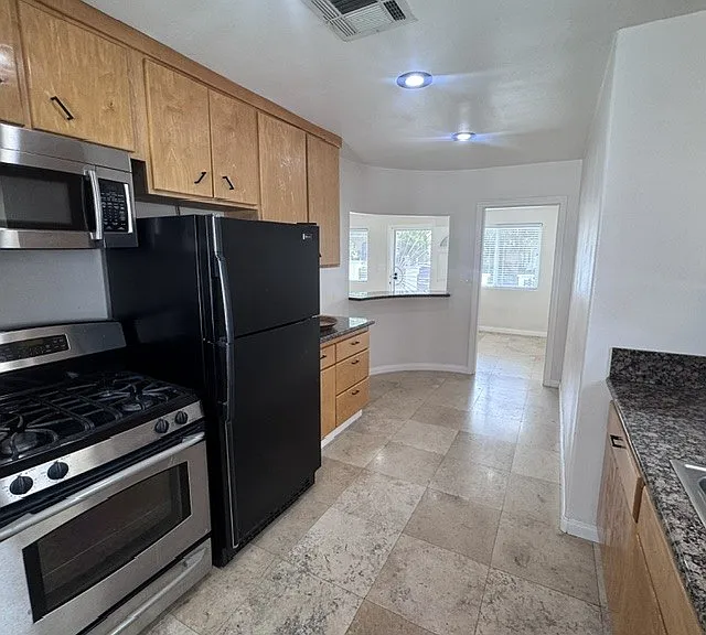 621 N Bonnie Beach Pl #1 — Photo 7