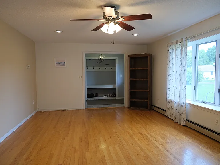 51 Valley View Cir — Photo 6