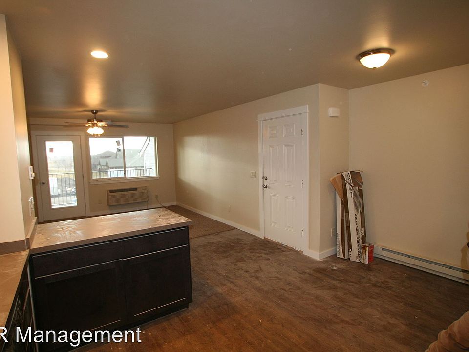1st image of 3011 N 27th Ave APT 10