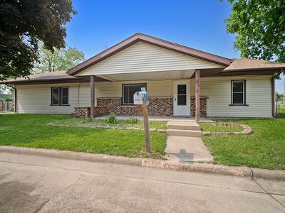 101 Margaret St, Bloomington, IL, 61704