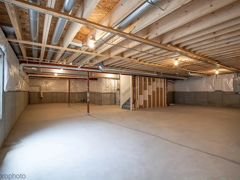651 Alpine Dr — Photo 28