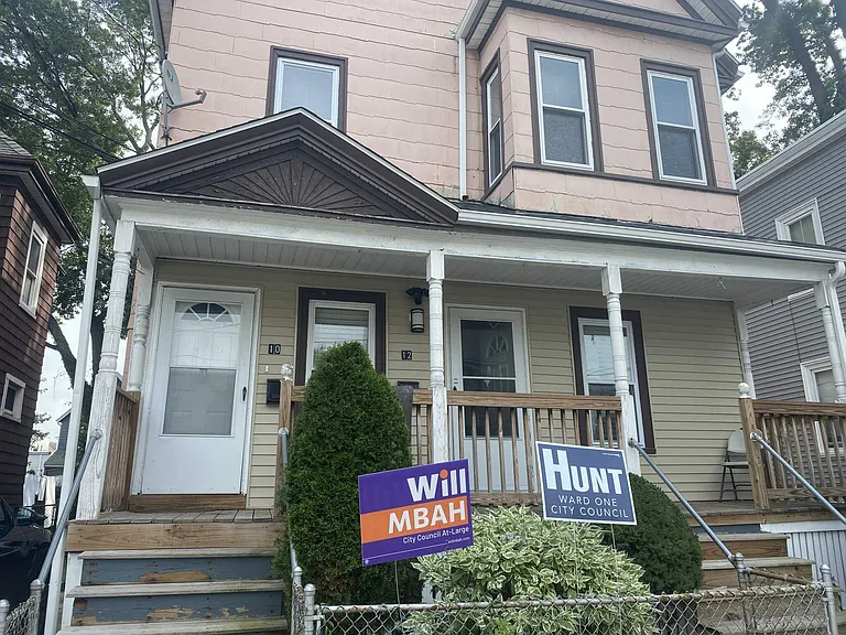 Delaware St — Photo 21