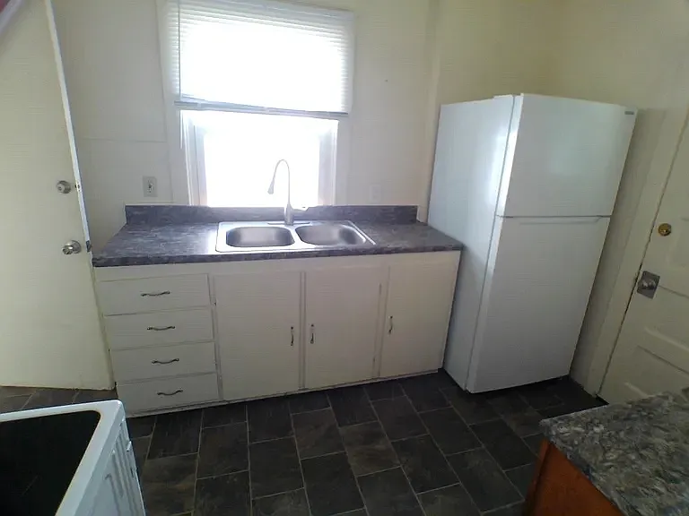1614 Floral Ave — Photo 5