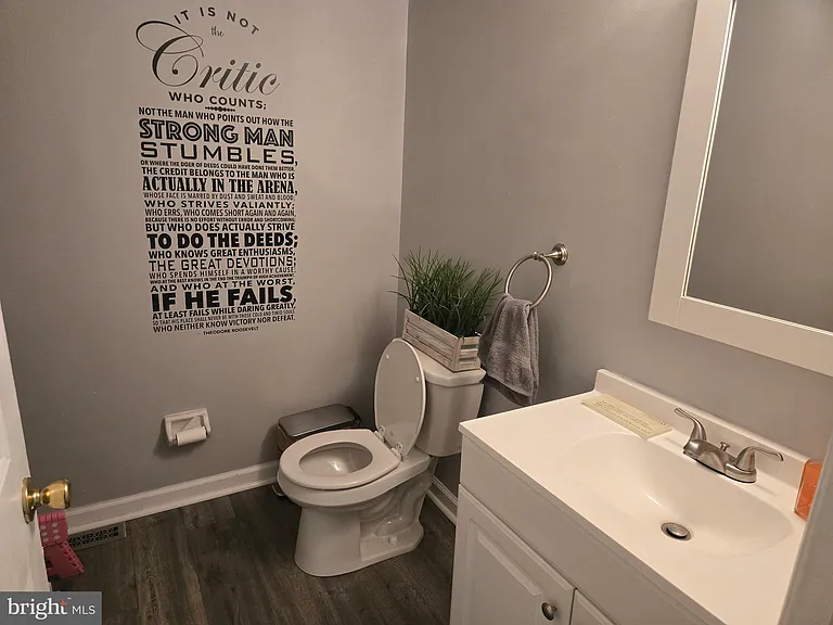 601 Magnolia Ct — Photo 8