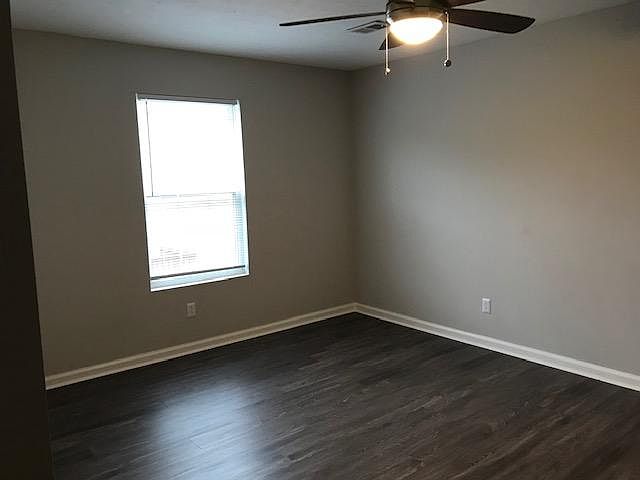 1st image of 212 Pinnacle Ct