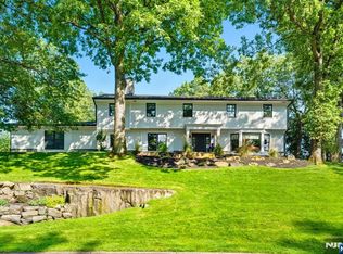 55 Ridge Rd, Tenafly, NJ 07670