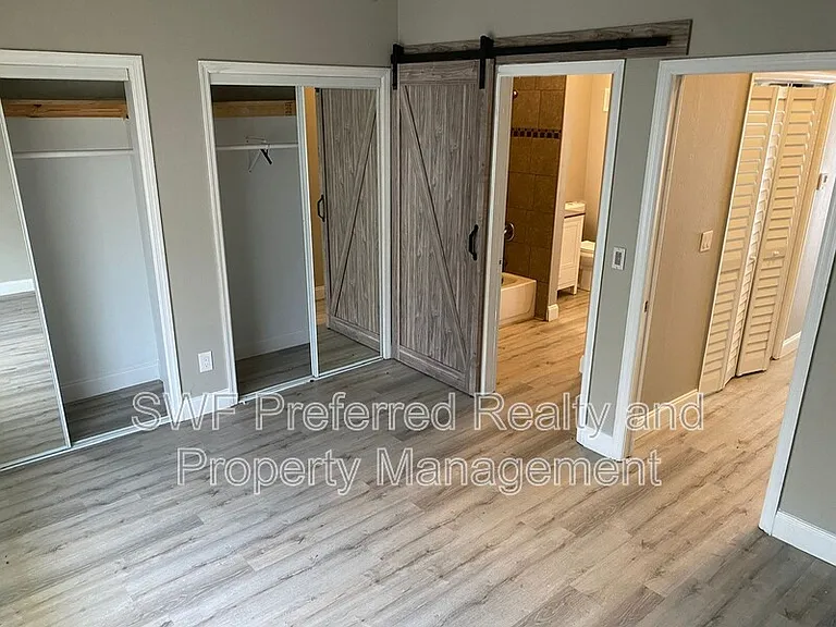 512 SE 43rd St #2 — Photo 10