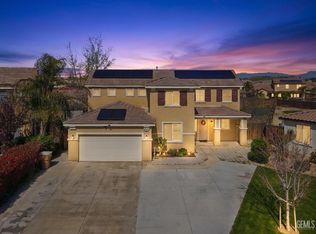 5406 Mensen Dr, Bakersfield, CA 93313