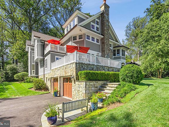 2nd image of 14801 Carrolton Rd #177