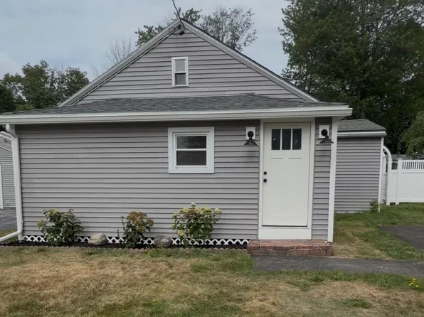 11 Louise Street, Saco, ME 04072