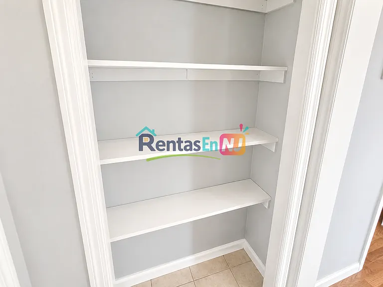 80 Brookdale Ave #3A — Photo 4