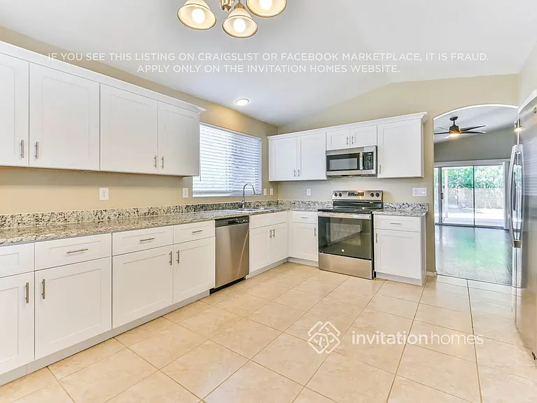706 S Golden Key St — Photo 8