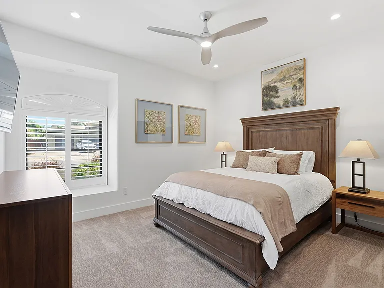 10636 E Desert Cove Ave — Photo 16