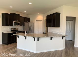 2905 S White Salmon Dr, Ridgefield, WA 98642