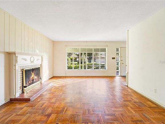 5th image of 1619 Pepperidge Dr