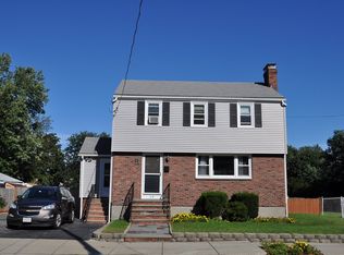 28 Brentwood St, Malden, MA 02148