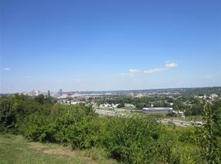526 Scenic Dr, Park Hills, KY