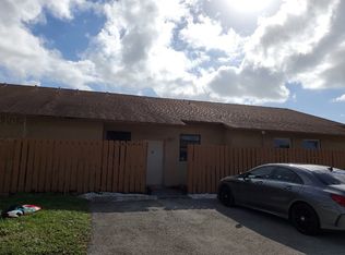 6724 NW 192nd Ln, Hialeah, FL 33015