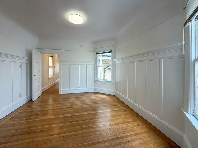 618 Cole St — Photo 9