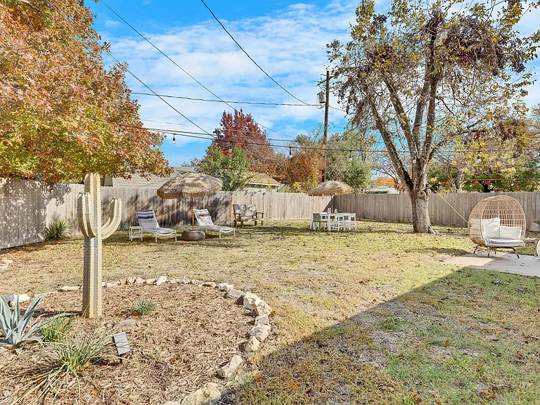 2108 Wooten Dr — Photo 16