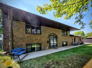 2403 Elk St, Beatrice, NE 68310