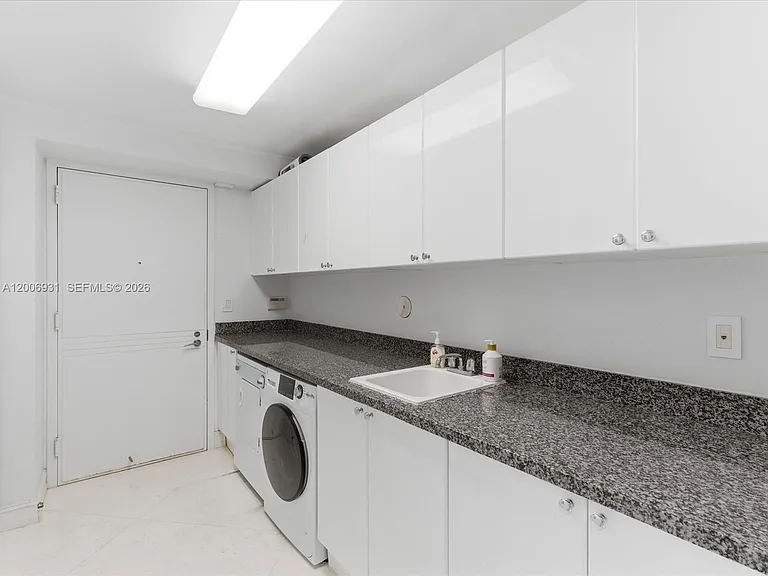 17875 Collins Ave #1501 — Photo 50