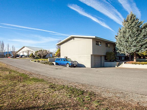 Shop Behind - Lt Indust.