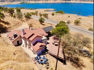 38426 Sierra Dr, Three Rivers, CA 93271