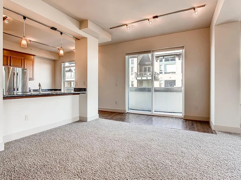 7800 SE 27th St #305 — Photo 14