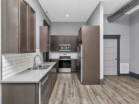 3rd image of 1214 2nd St #2