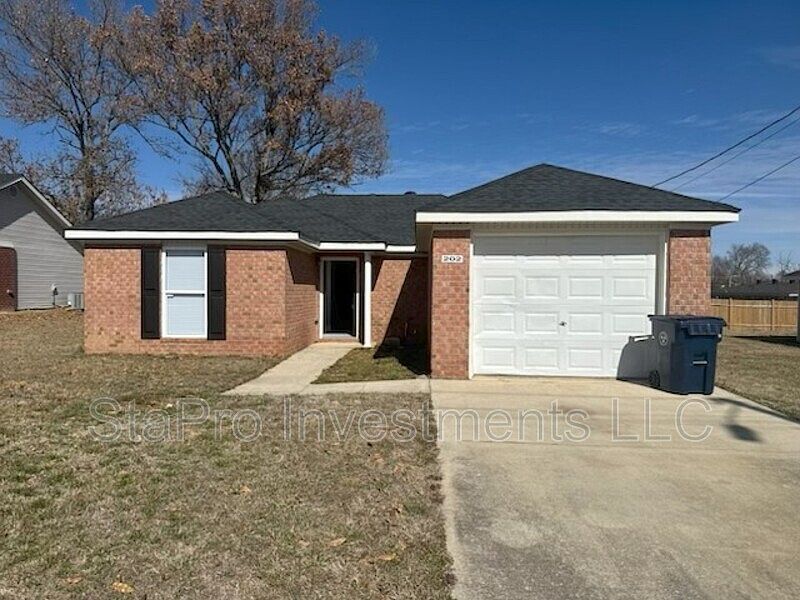 1st image of 202 Village Pl