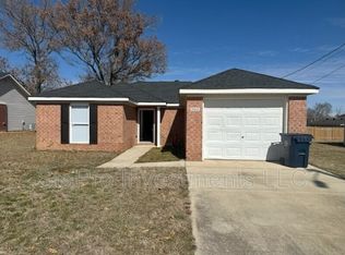 202 Village Pl, Smithville, TN 37166