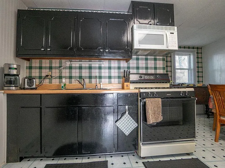1802 Evans Ave #B — Photo 8