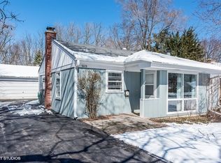 1619 Grove Ave, Highland Park, IL