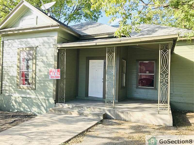 1st image of 801 Martin Luther King Dr